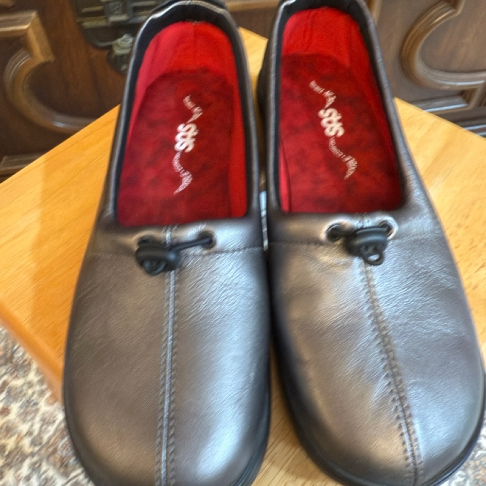 SAS Leather Slip-On Loafers‎